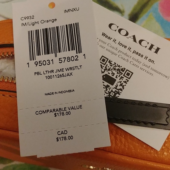 NWT Coach Orange Leather Wristlet - Picture 5 of 7